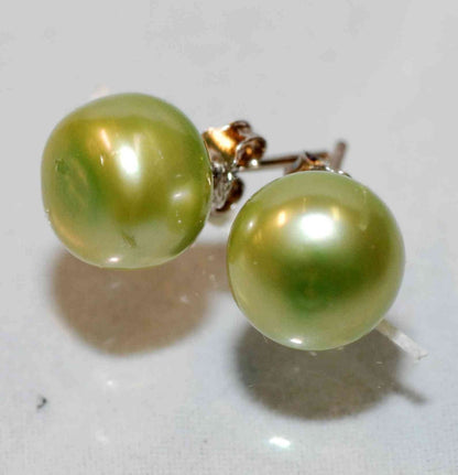 AAA 8.5-9mm 925 Sterling Silver Round Grass Green Freshwater Pearl Studs