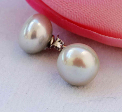 AAA 8.5-9mm 925 Sterling Silver Round Vintage Green Freshwater Pearl Stud Earrings