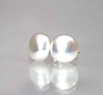AAA 9.5-10mm 925 Sterling Silver Round White Freshwater Pearl Stud Earring