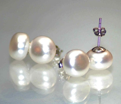 AAA 8.0-8.5mm 925 Sterling Silver Round White Freshwater Pearl Studs