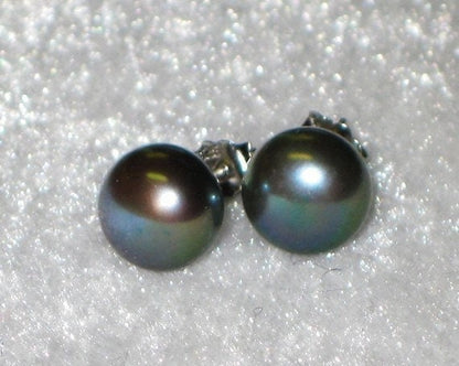 AAA 7.5-8.0mm 925 Sterling Silver Round Peacock Green Freshwater Pearl Stud Earrings