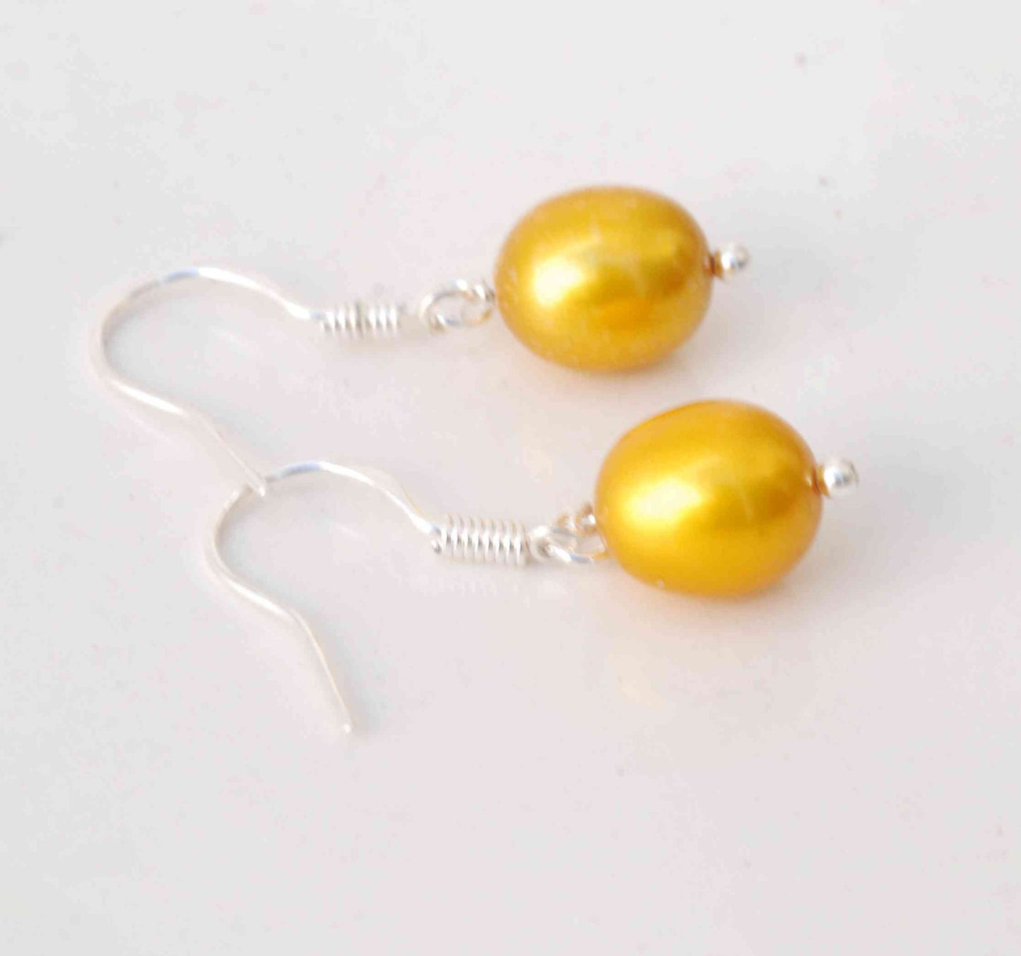 8.5-10mm 925 sterling silver Oval Gold Freshwater Pearl Dangle Earrings