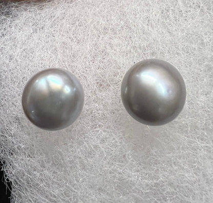AAA+ 10-10.5mm 925 Sterling Silver Round Metallic Silver Grey Pearl Stud Earring