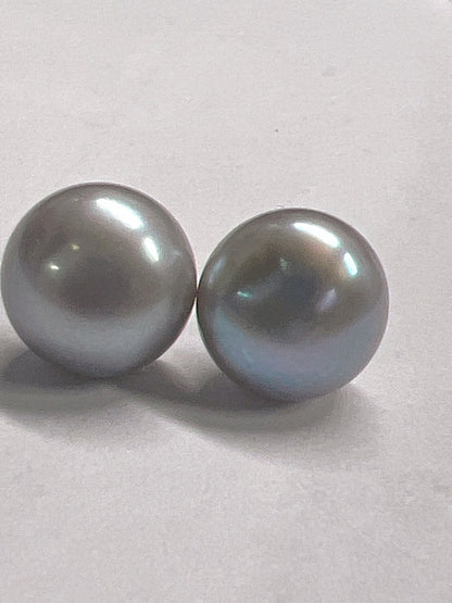 AAA+ 10-10.5mm 925 Sterling Silver Round Metallic Silver Grey Pearl Stud Earring