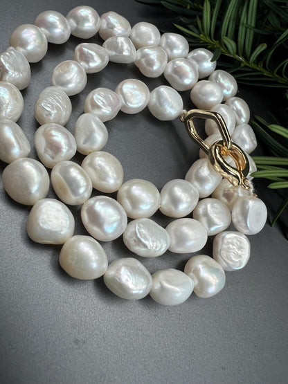 9-11mm big Ivory White Baroque Pearl Knotted Necklace 14k gold
