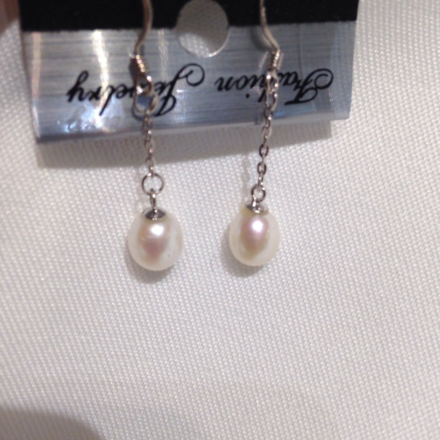 7mmx9mm 925 Sterling Silver Teardrop Ivory White Freshwater Pearl Dangle Earrings