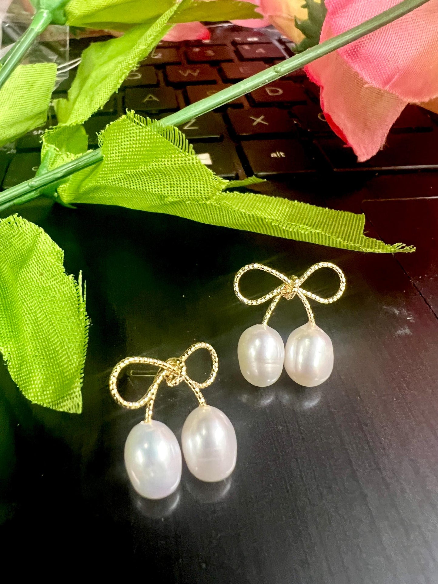 AAA 9.5mmx14.5mm 14k Gold round Freshwater Pearl Stud Earring