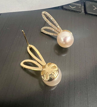 AAA 12mmX25mm 18k Gold Round White Freshwater Pearl Stud Earring