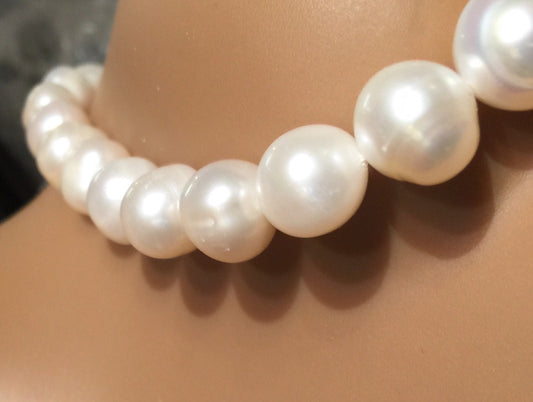AA 11 - 12mm Round Ivory White Freshwater Pearl Necklace