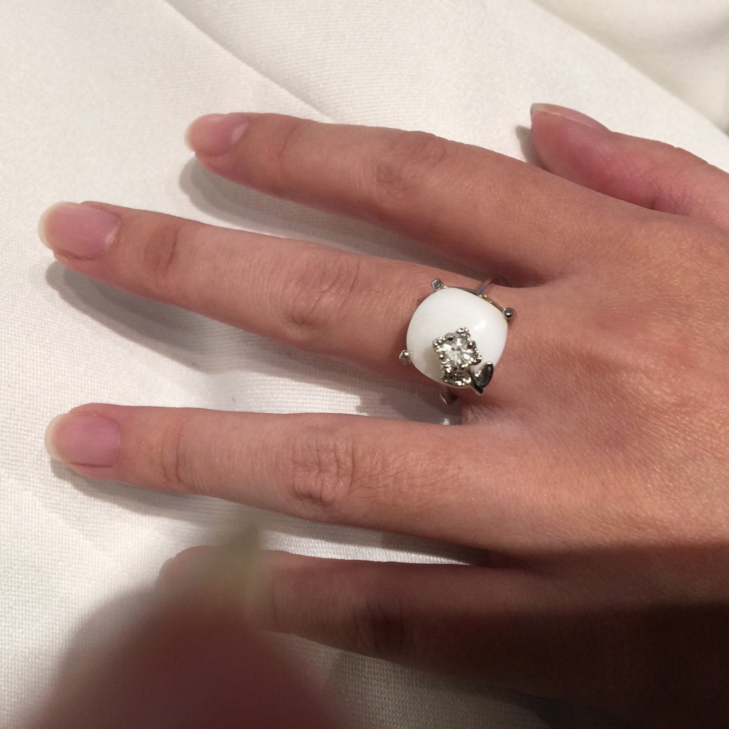 18k White Gold Filled White Marbe Pearl Ring