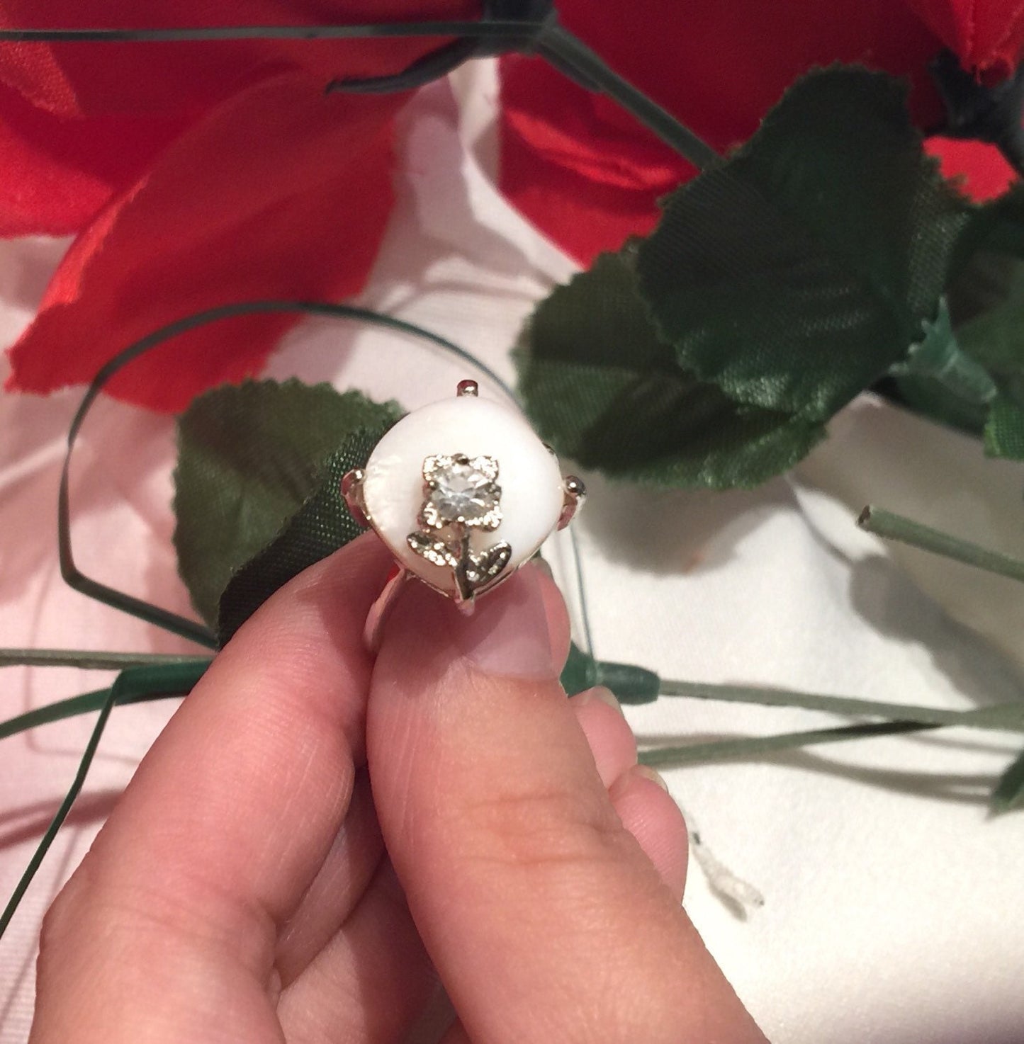 18k White Gold Filled White Marbe Pearl Ring